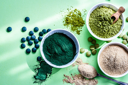 Green Vibrance vs Garden of Life Juiced Greens Powder, Which is Better?