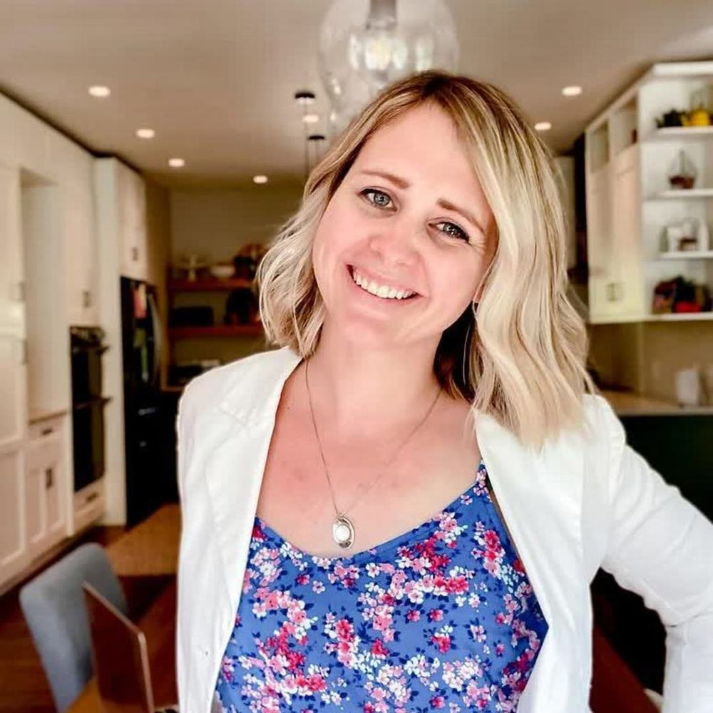 You Are Complex: Meet Home Organizer & Clutter Coach Eliza Martel