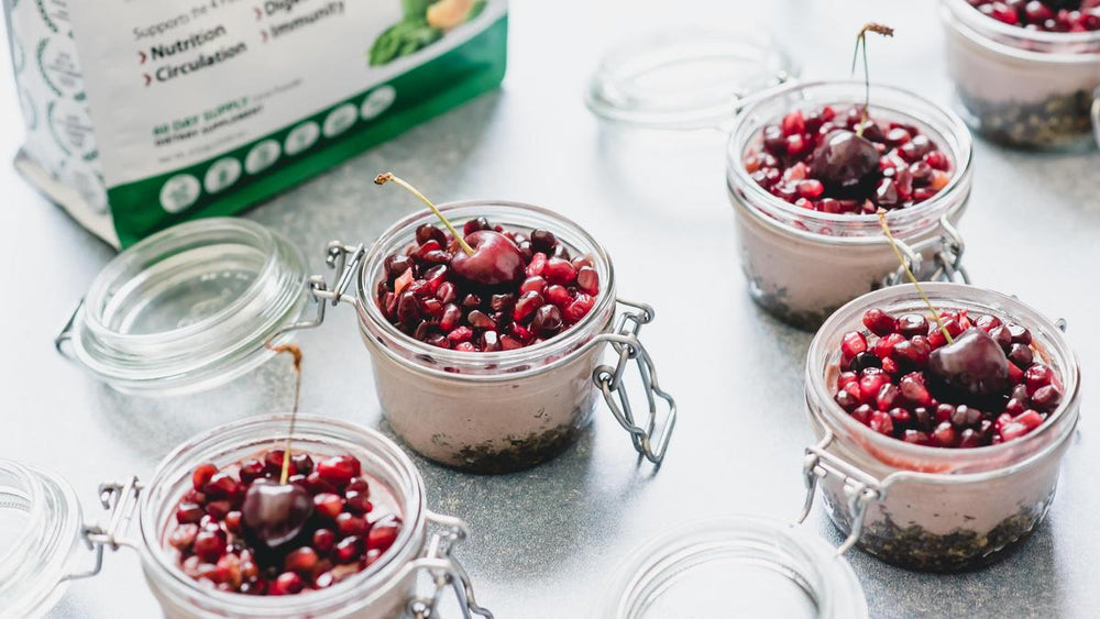 No-Bake Winter Cheesecake Jars