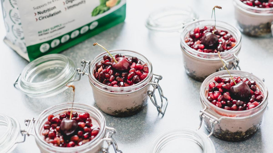 No-Bake Winter Cheesecake Jars